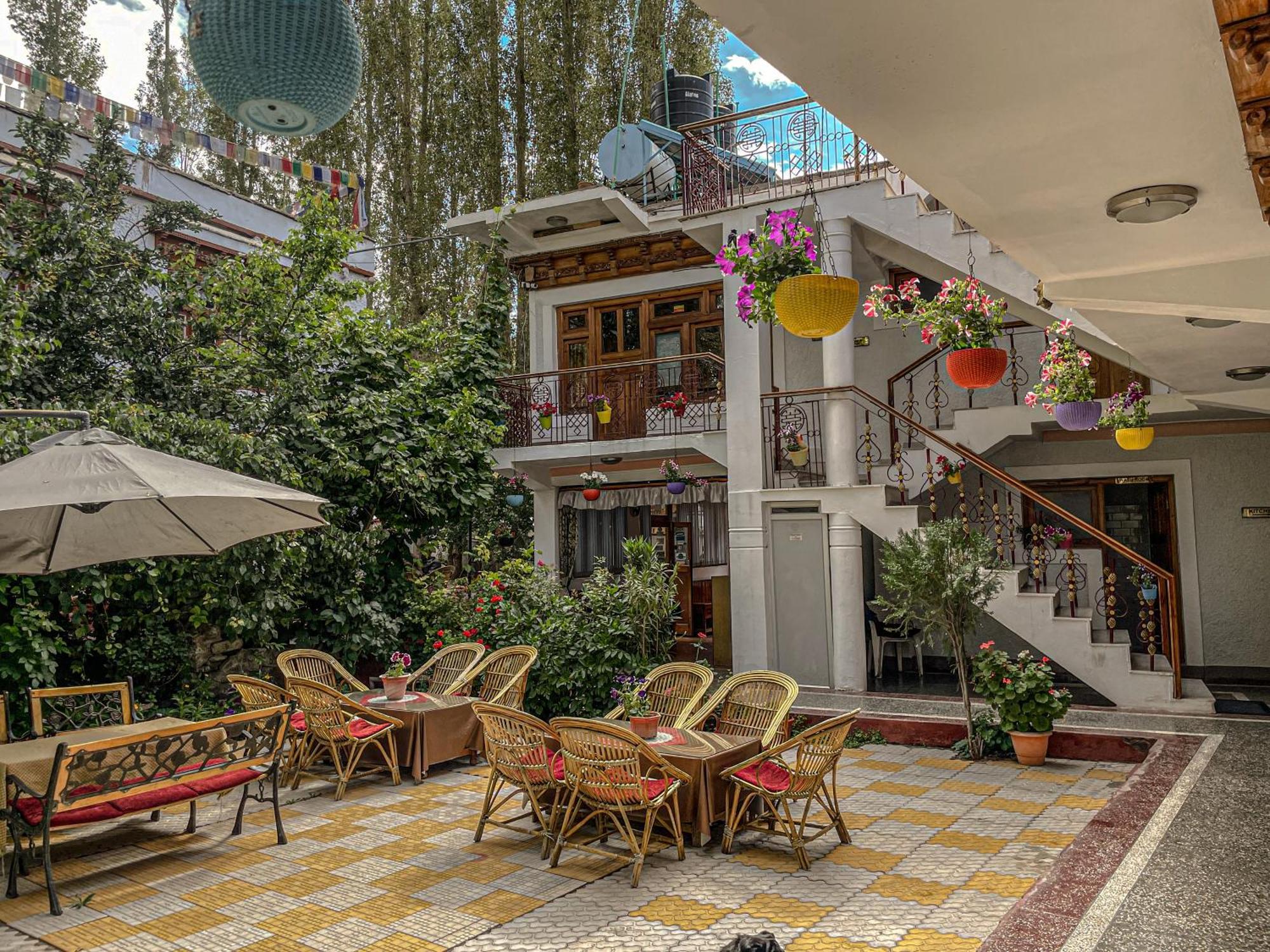 Hotel Shaynam Λεχ Εξωτερικό φωτογραφία